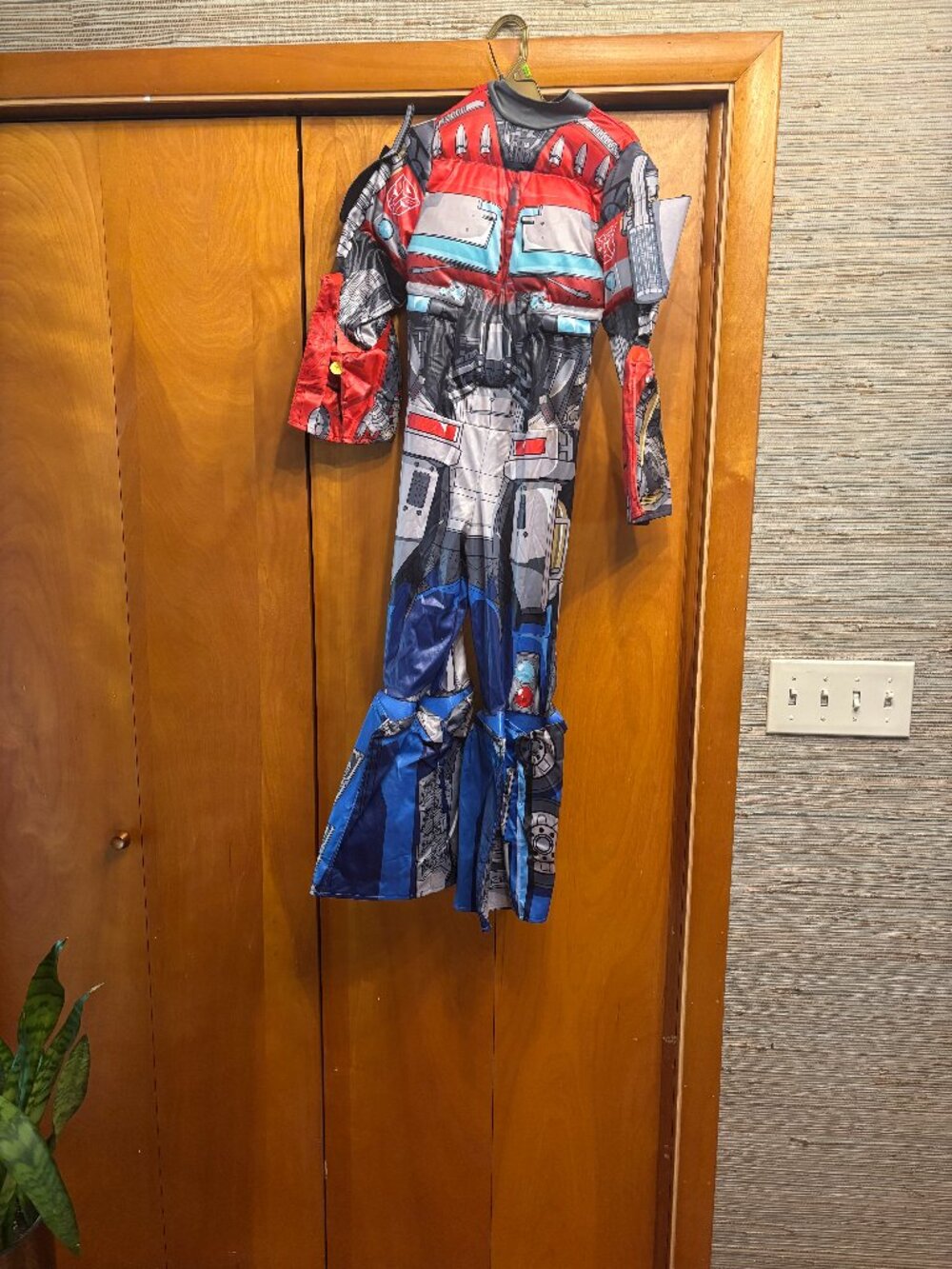 Youth 8/10 Complete Transformer Halloween Costume